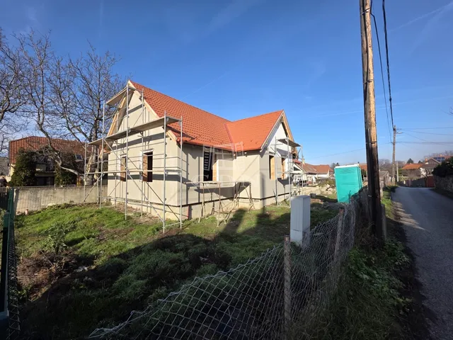 Eladó ház Nemesvámos 103 nm