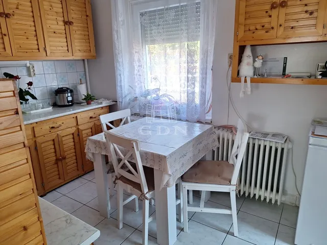 Eladó ház Balatonkenese 80 nm