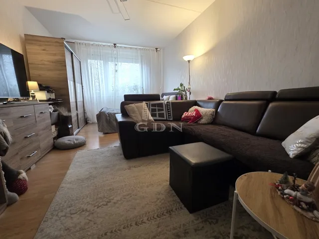 Eladó lakás Veszprém, Egyetemváros 54 nm