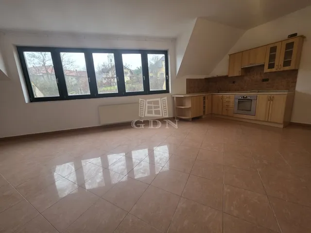 Eladó lakás Veszprém 105 nm