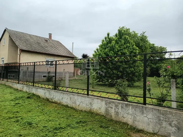 Eladó ház Hajmáskér 100 nm