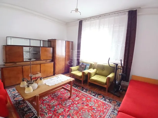 Eladó ház Öskü 110 nm