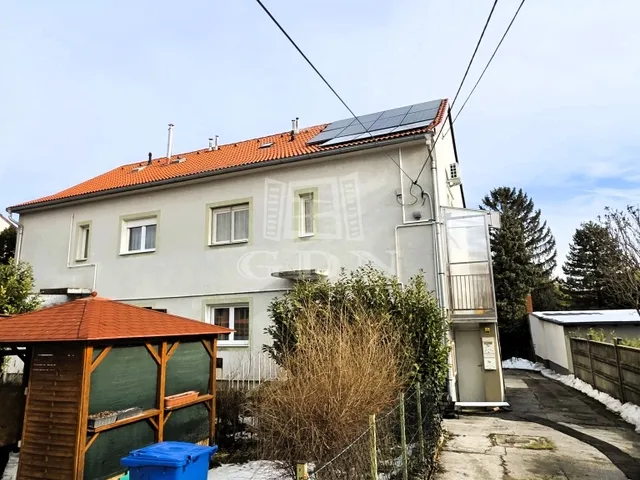 Eladó lakás Veszprém, Egyetemváros 61 nm