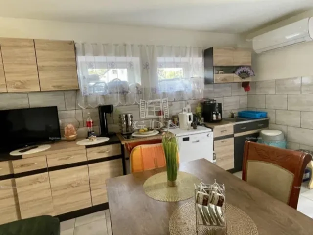 Eladó ház Veszprém, Dózsaváros 75 nm