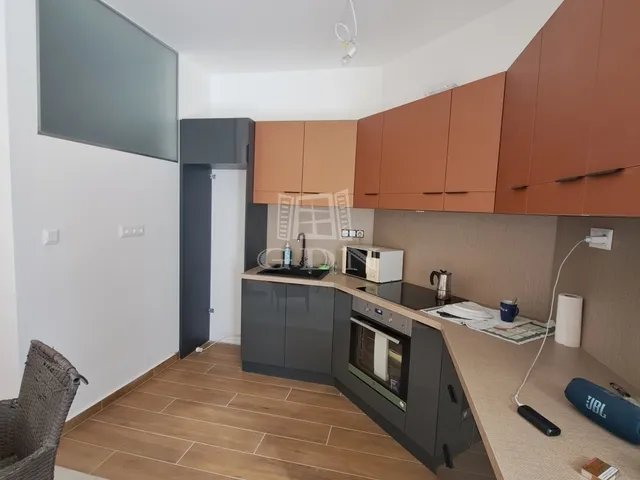 Eladó lakás Balatonakarattya 100 nm