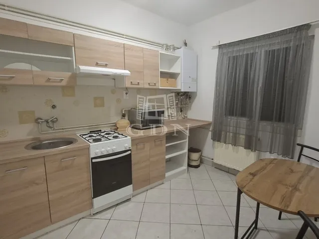 Kiadó lakás Balatonfűzfő, Fűzfőgyártelep 36 nm