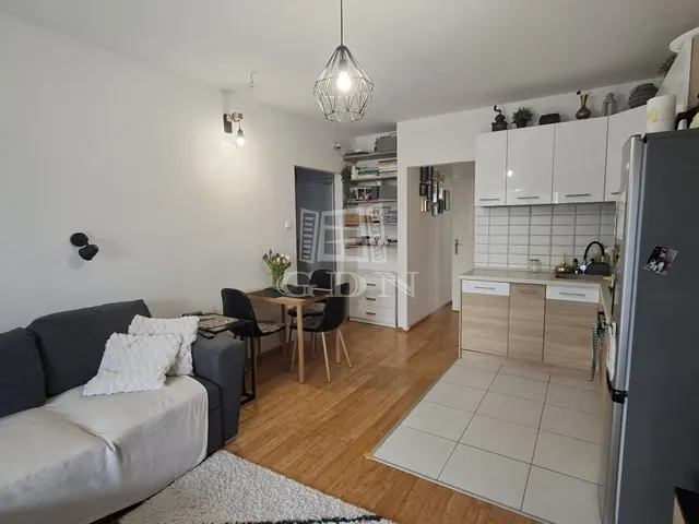 Eladó lakás Veszprém 52 nm