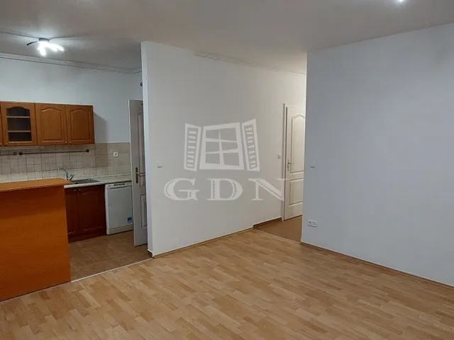 Kiadó lakás Veszprém, Bakonyalja 62 nm