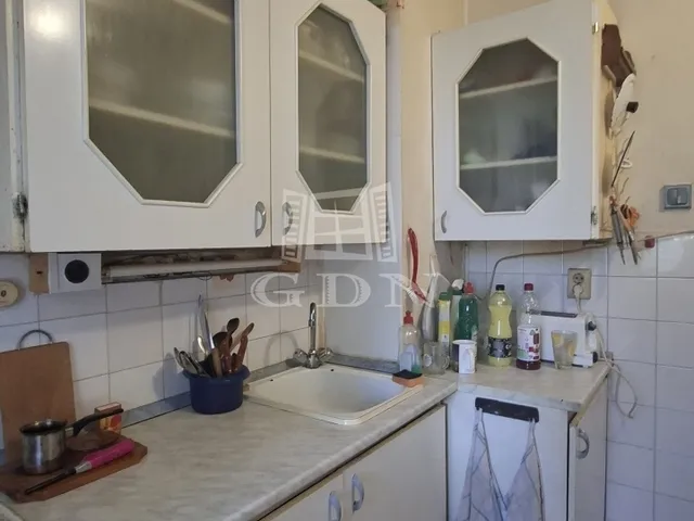 Eladó lakás Veszprém, Jutasi úti lakótelep 69 nm