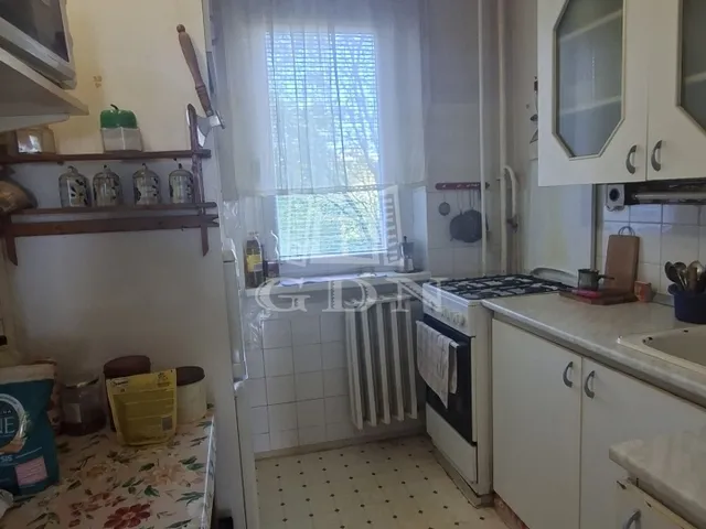 Eladó lakás Veszprém, Jutasi úti lakótelep 69 nm