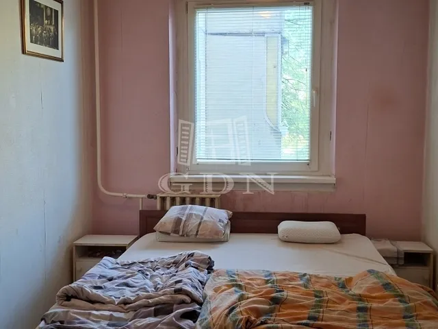 Eladó lakás Veszprém, Jutasi úti lakótelep 69 nm