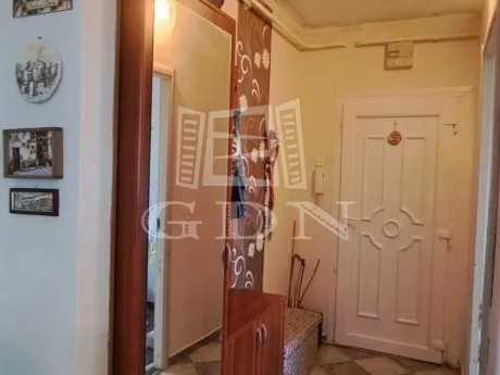 Eladó lakás Veszprém, Cholnokyváros 69 nm