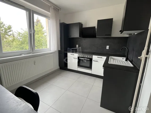 Eladó lakás Veszprém, Újtelep 35 nm