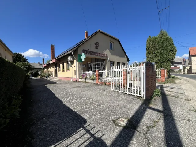 Eladó ház Városlőd 221 nm