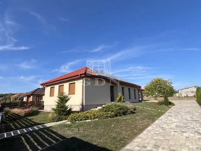 Eladó ház Márkó 121 nm