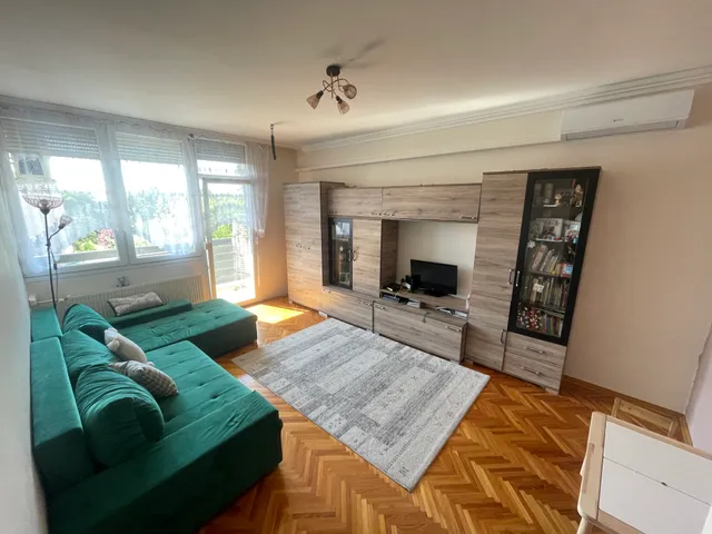 Eladó lakás Debrecen 85 nm