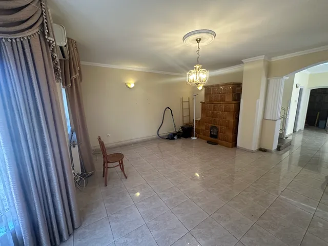 Kiadó ház Debrecen 150 nm