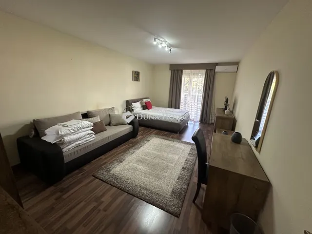 Kiadó lakás Hajdúszoboszló, Debreceni út 102 nm