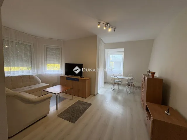 Eladó lakás Debrecen 95 nm