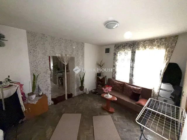 Eladó ház Vámospércs 78 nm