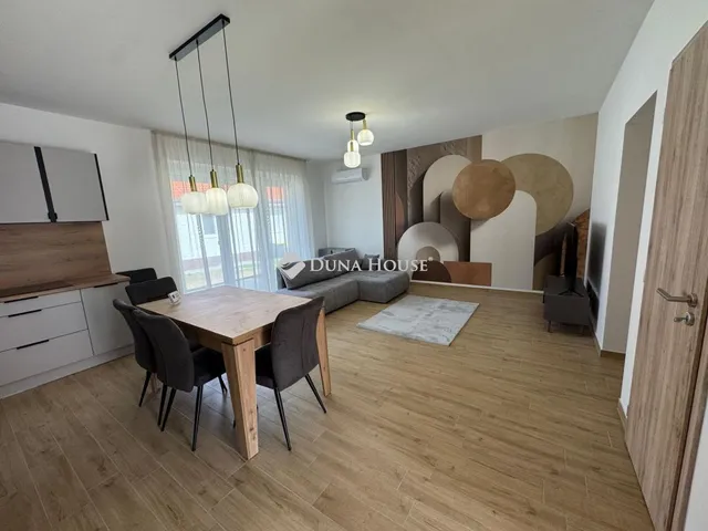 Kiadó ház Hajdúsámson 78 nm