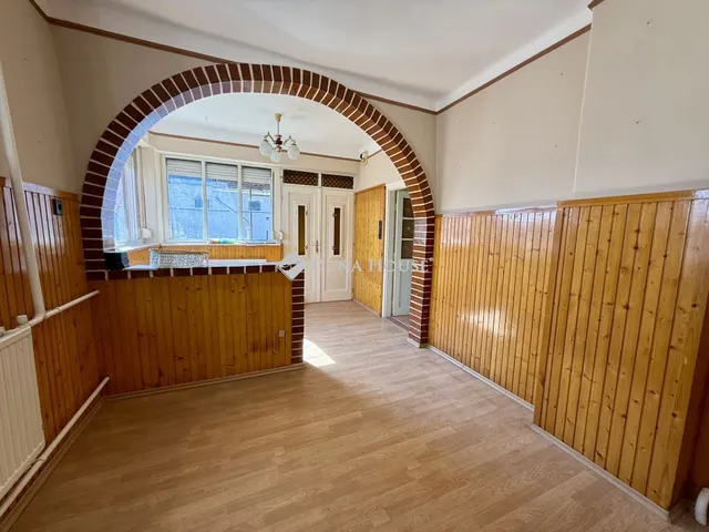 Eladó ház Téglás 75 nm