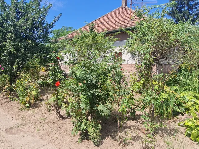 Eladó ház Dunaújváros, Újtelep 95 nm