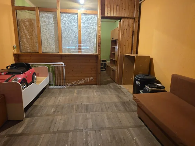 Eladó lakás Dunaújváros, Kertváros 35 nm