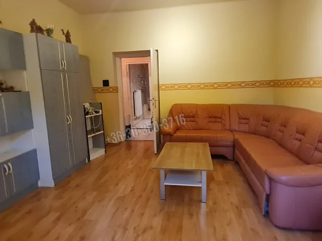 Eladó lakás Dunaújváros, Belváros 53 nm