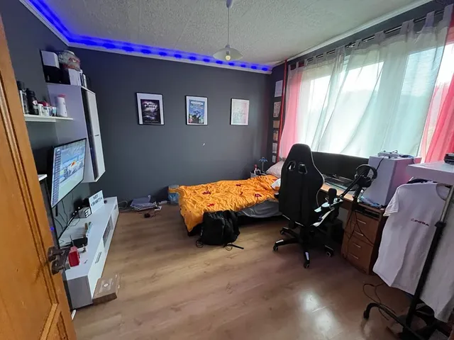 Eladó lakás Dunaújváros, Béke városrész 64 nm