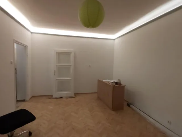 Eladó lakás Dunaújváros, Barátság városrész 28 nm