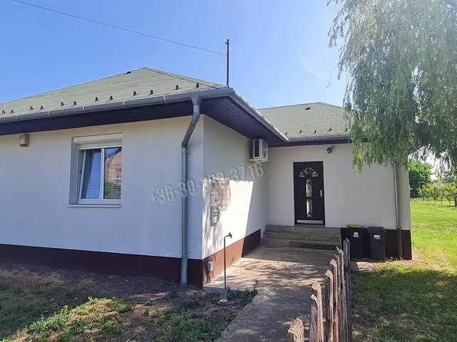 Eladó ház Perkáta 94 nm
