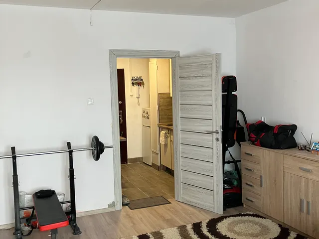 Eladó lakás Dunaújváros, Béke városrész 31 nm
