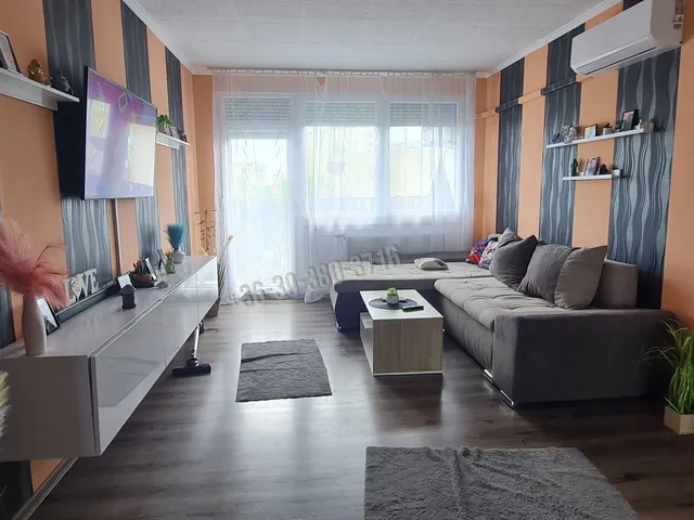 Eladó lakás Dunaújváros, Béke városrész 52 nm