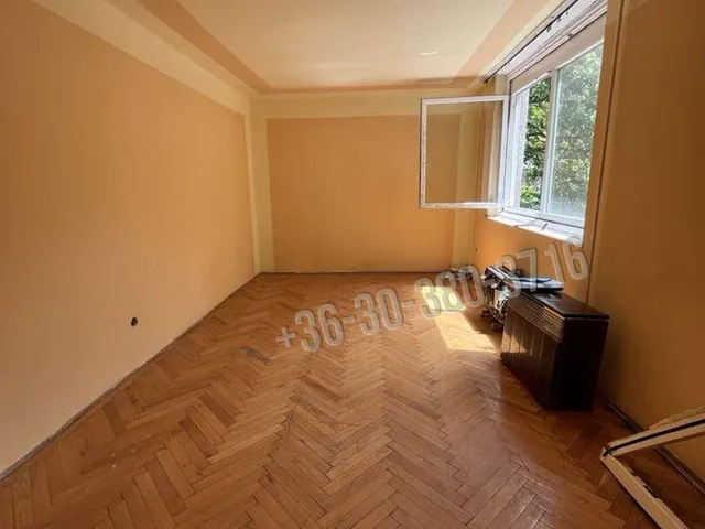 Eladó lakás Dunaújváros, Kertváros 35 nm