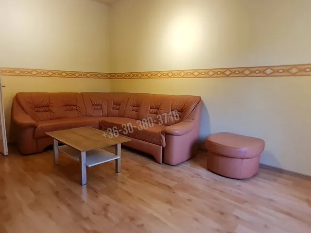Eladó lakás Dunaújváros, Belváros, Erkel kert 53 nm