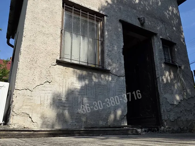 Eladó üdülő és hétvégi ház Kulcs 35 nm