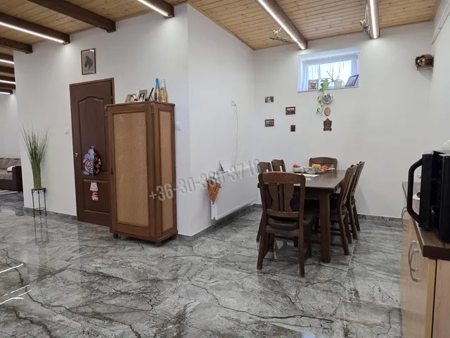 Eladó ház Baracs 114 nm