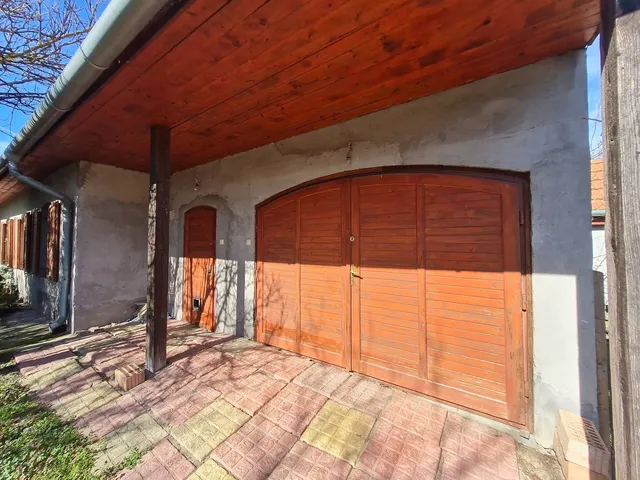 Eladó ház Baracs 114 nm