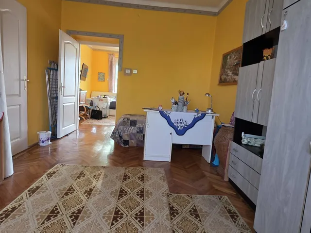 Eladó lakás Dunaújváros, Belváros 58 nm