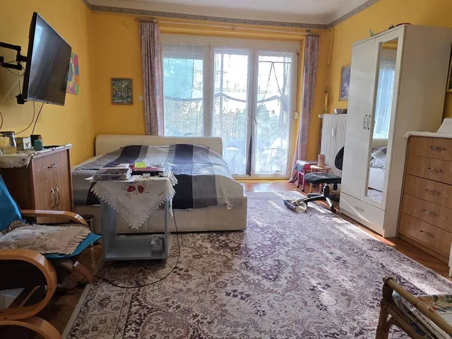 Eladó lakás Dunaújváros, Belváros 58 nm