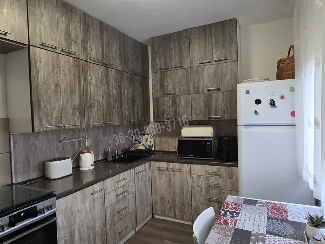 Eladó lakás Dunaújváros, Béke városrész 46 nm