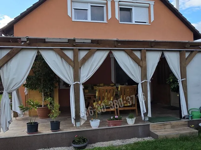 Eladó ház Ercsi, Sinatelep 151 nm