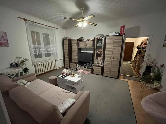 Eladó lakás Dunaújváros, Technikum városrész 53 nm