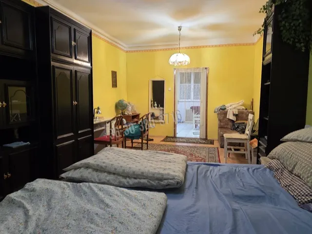 Eladó lakás Dunaújváros, Kertváros 35 nm