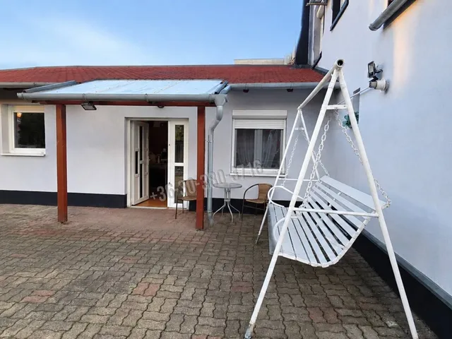 Eladó ház Dunaújváros, Barátság városrész 120 nm