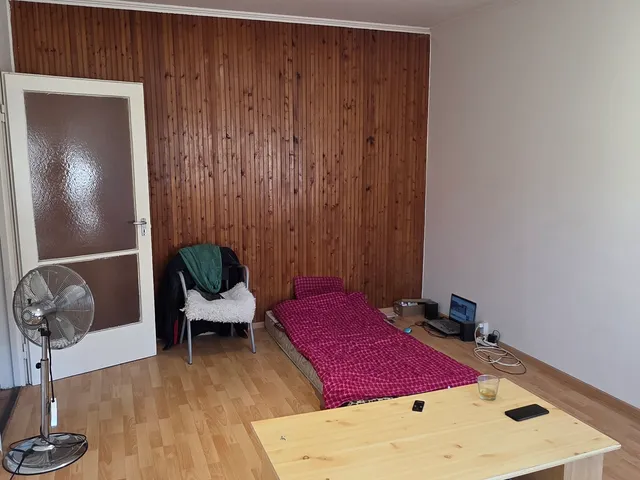 Eladó lakás Dunaújváros, Belváros 35 nm