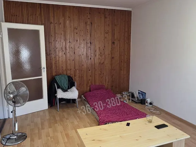 Eladó lakás Dunaújváros, Belváros 35 nm