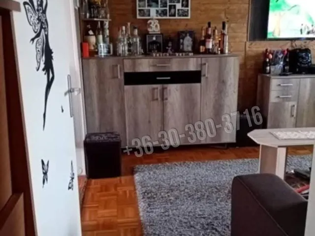 Eladó lakás Dunaújváros 59 nm