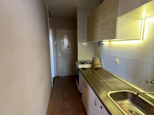 Eladó lakás Dunaújváros, Belváros 35 nm